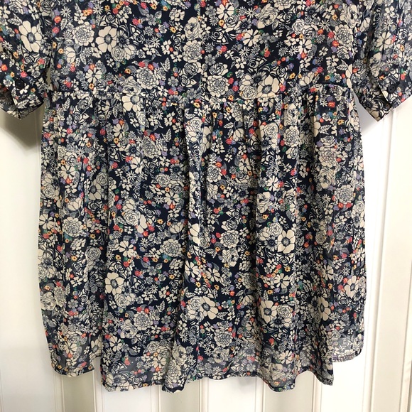 NWOT Cute Mid Waist Floral Detail Dress - Picture 8 of 9